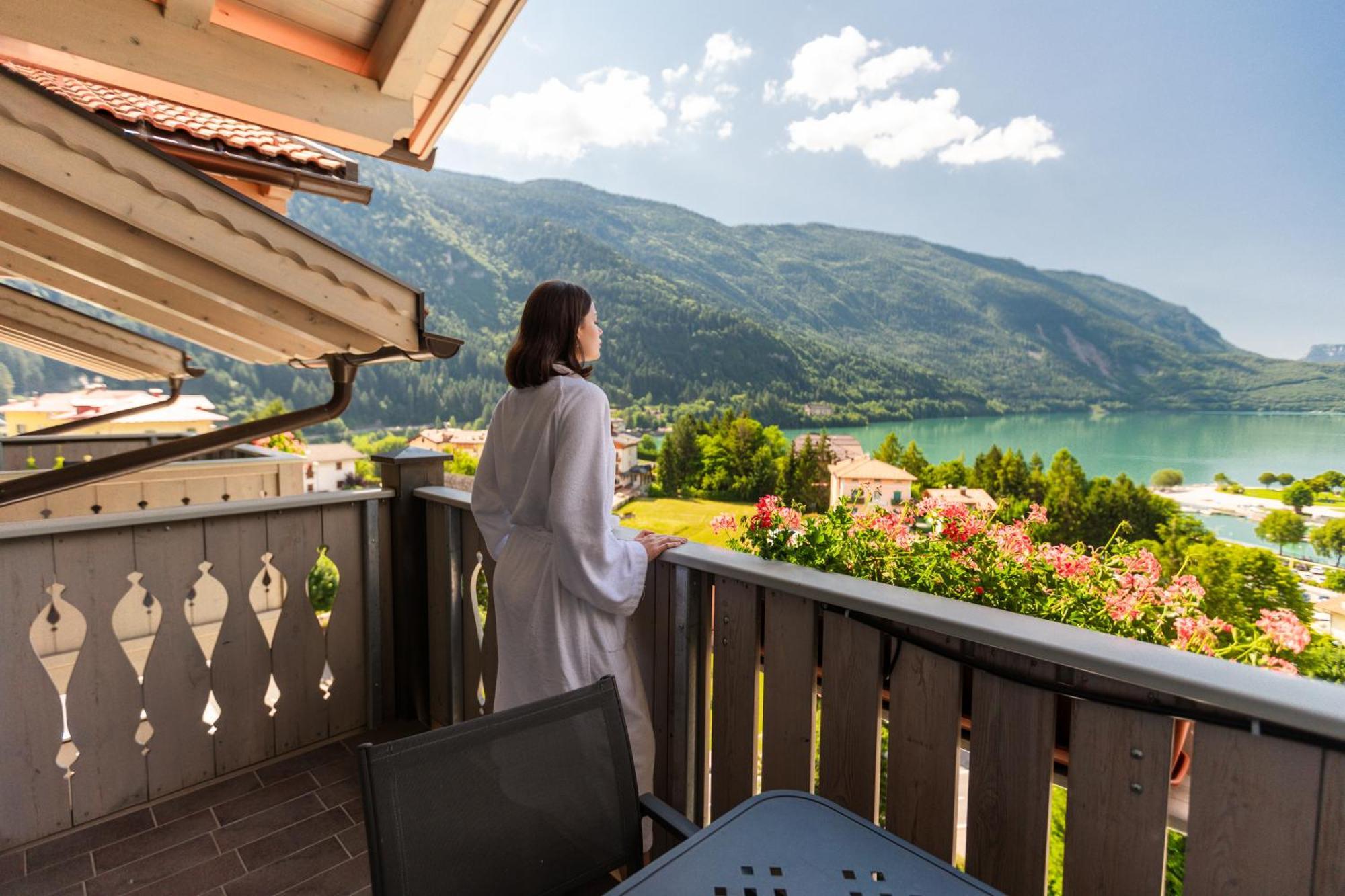 Alpenresort Belvedere Molveno Esterno foto