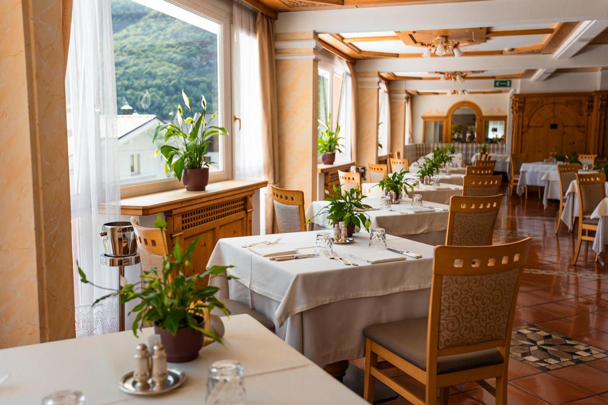 Alpenresort Belvedere Molveno Esterno foto
