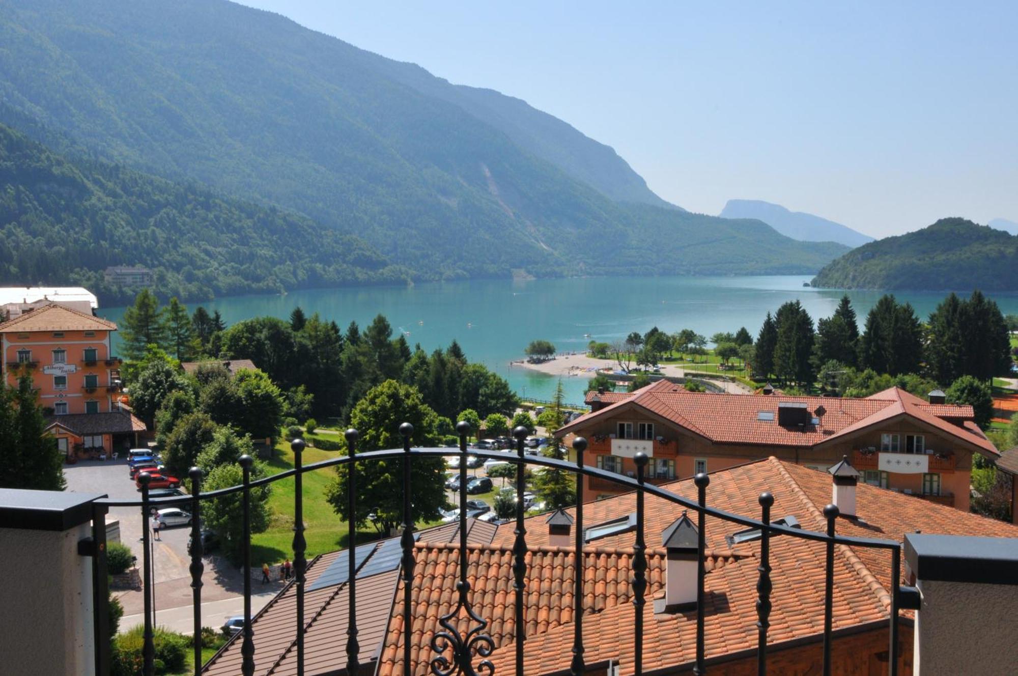 Alpenresort Belvedere Molveno Esterno foto